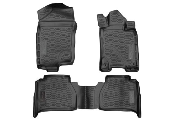 Nissan Navara Double Cab 2016-2024 Premium Floor Mats
