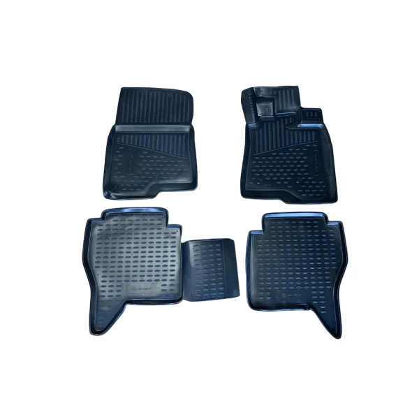 Mitsubishi Pajero Gen 4 Premium Floor Mats